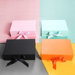 Ready to Ship Magnetic Gift Box Custom logo Foldable Magnetic Box With Ribbon