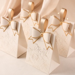 2025 Hot Selling Customizable Size Gift Packaging Paper Portable Candy Gift Box, Suitable for Wedding Souvenirs